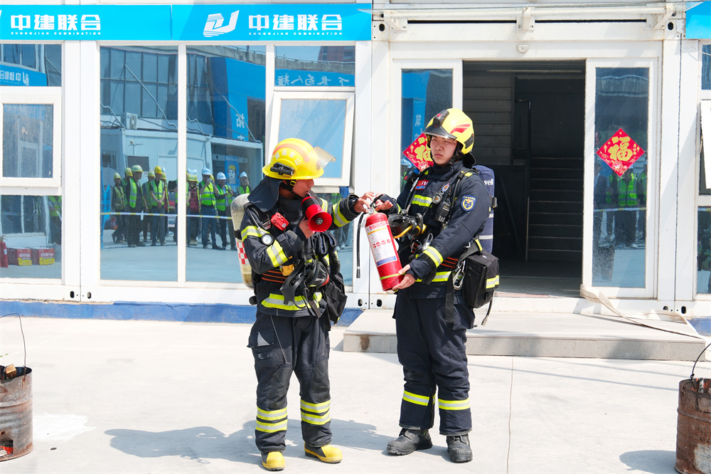 黨建引領(lǐng) | 中建聯(lián)合與青島市嶗山區(qū)株洲路消防救援站開(kāi)展黨建共建活動(dòng)(圖2) 圖片