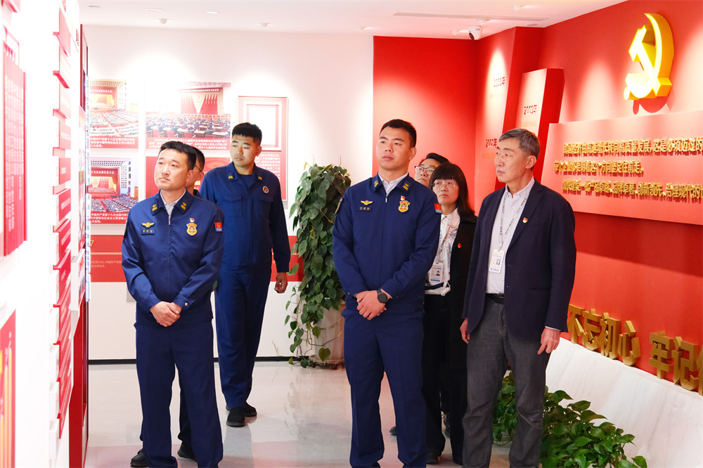 黨建引領(lǐng) | 中建聯(lián)合與青島市嶗山區(qū)株洲路消防救援站開(kāi)展黨建共建活動(dòng)(圖3) 圖片